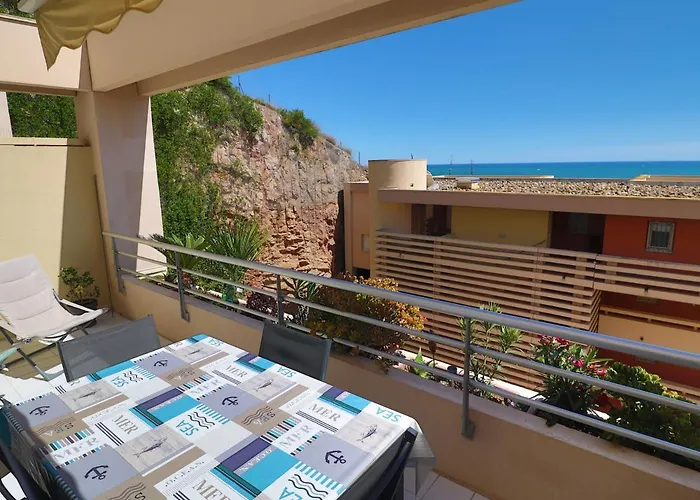 Apartamento Magnifique 2 Pieces Renove Avec Climatisation Et Parking Prive - Fr-1-472A-277