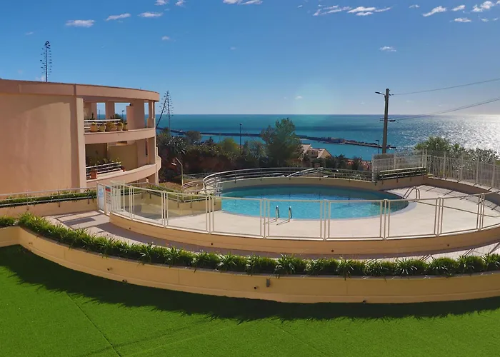 Magnifique 2 Pieces Renove Avec Climatisation Et Parking Prive - Fr-1-472A-277 Sète